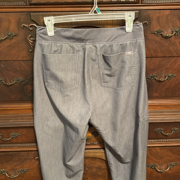 Figs Scrub pants - Picture 5 of 6
